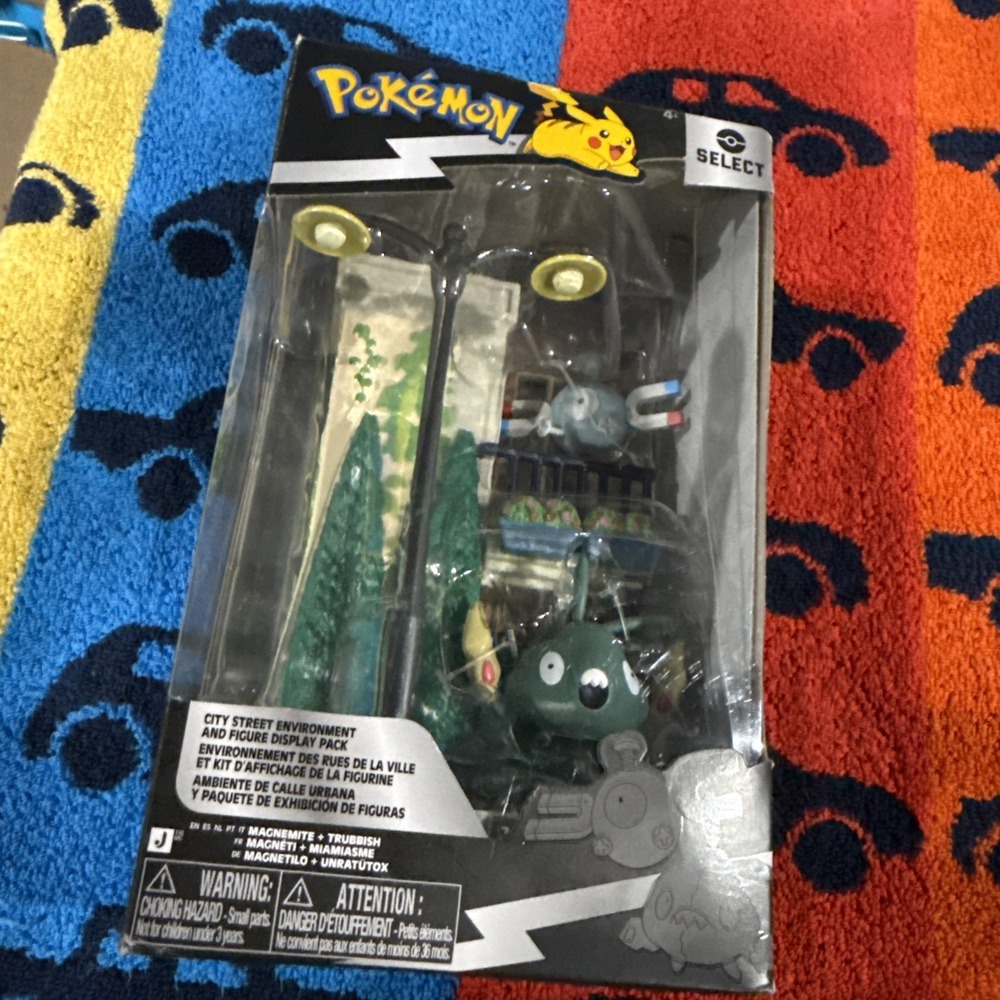 Pokémon Select City Street Environment Magnemite Trubbish Series 5 Brand New